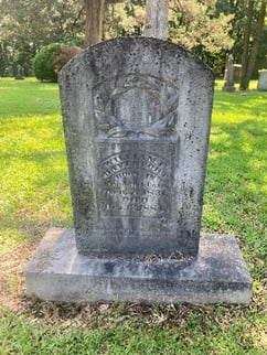 Gravestone of William Davenport